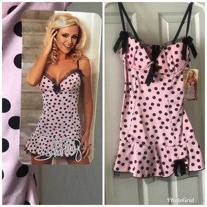 Shirley of Hollywood Lingerie sz M